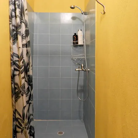 Old Town House With Garden, Fully Equipped & Peaceful