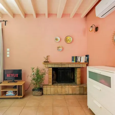 Old Town House With Garden, Fully Equipped & Peaceful Σπίτι διακοπών Rhodes City
