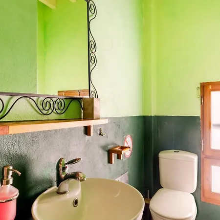 Old Town House With Garden, Fully Equipped & Peaceful Σπίτι διακοπών Rhodes City