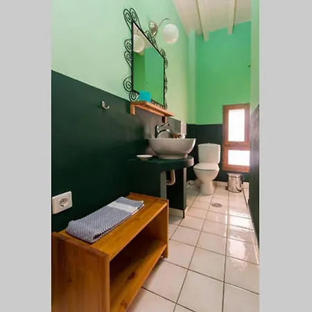 Old Town House With Garden, Fully Equipped & Peaceful Rhodes City